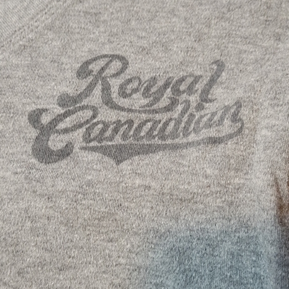 Red Canoe Royal Canadian Tee NWOT - Picture 2 of 7